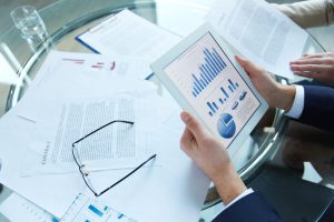 8 Strategies to Adopt for Successful Annual Report Translations